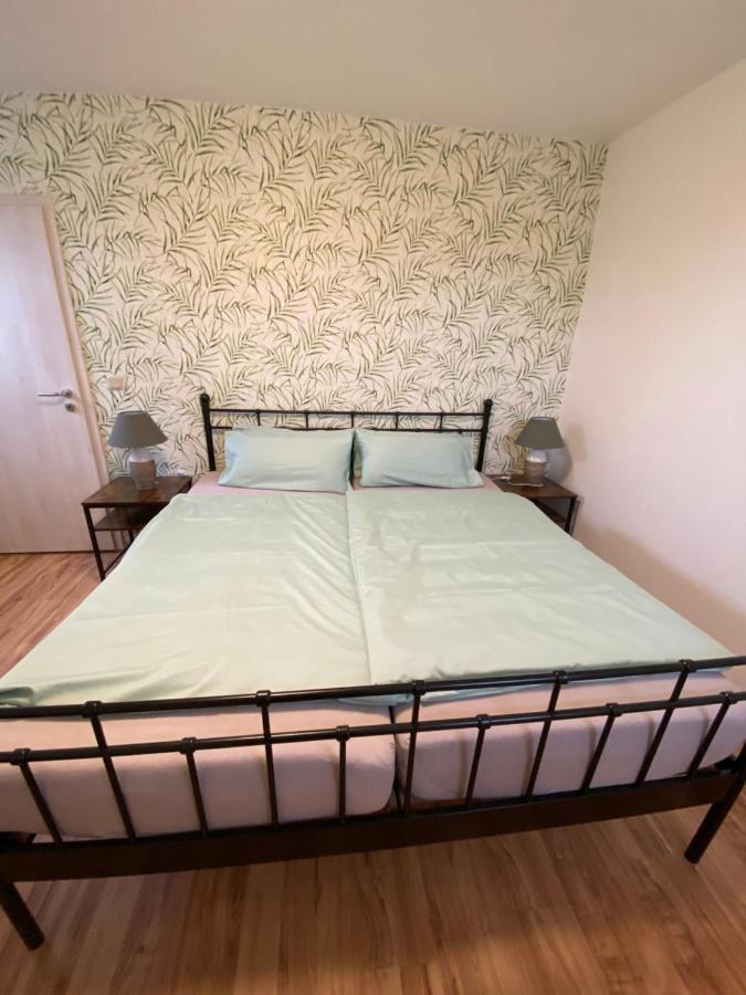 Familienfreundliche Ferienwohnung Anna Rollshausen Eksteriør billede